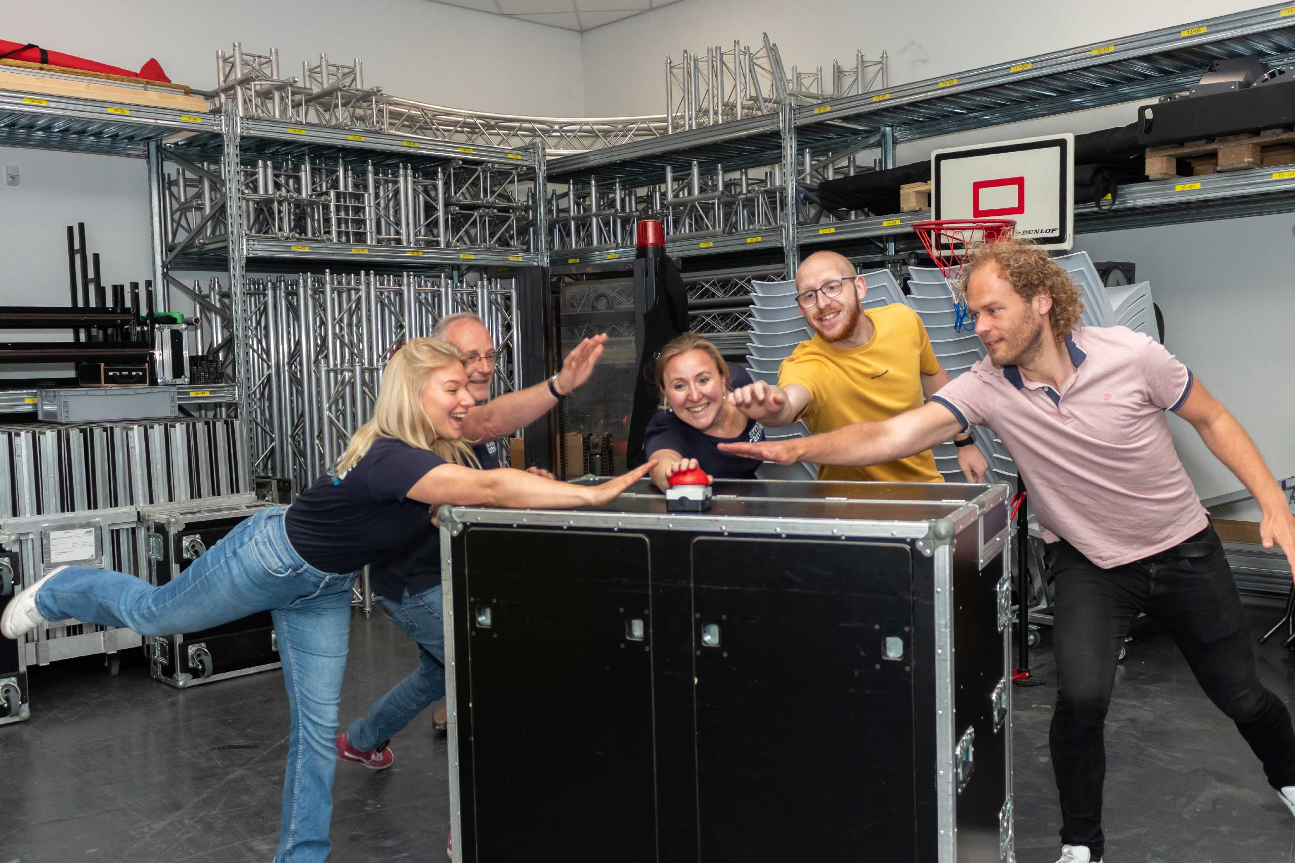 Feestzaal aangekleed in bedrijfsstijl